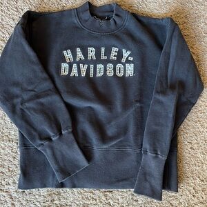 Women’s small Harley Davidson black long sleeve crew neck sweatshirt